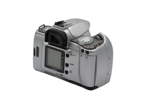 Canon EOS 300V 35mm Film Camera Body & Free Roll of Film