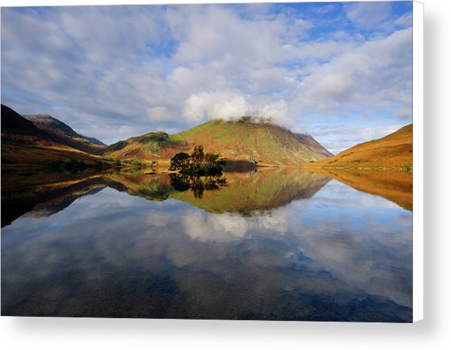 Crummock Water, Lake District National Park Canvas Print