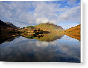 Crummock Water, Lake District National Park Canvas Print